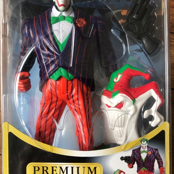 🆕 NIP! Laughing Gas Joker - 1997 Batman figure - Picture 6 of 9